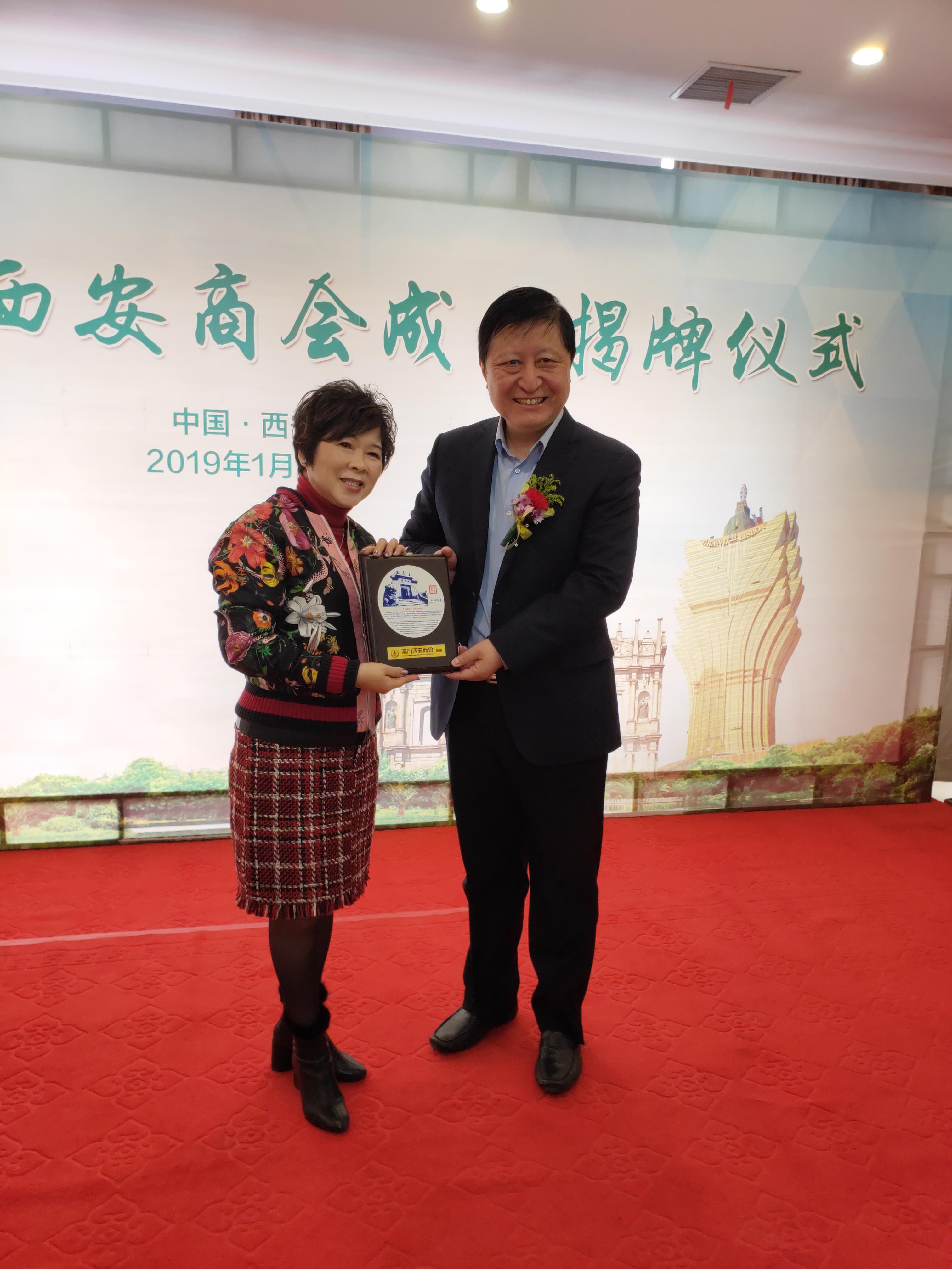 2025澳门今晚必开一肖的全面释义，专家全面解释与落实与警惕虚假宣传